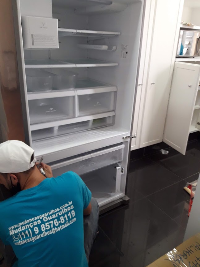 Cuidado na desinstalação da geladeira